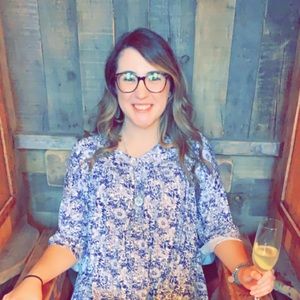 Meet your Posher, Olivia